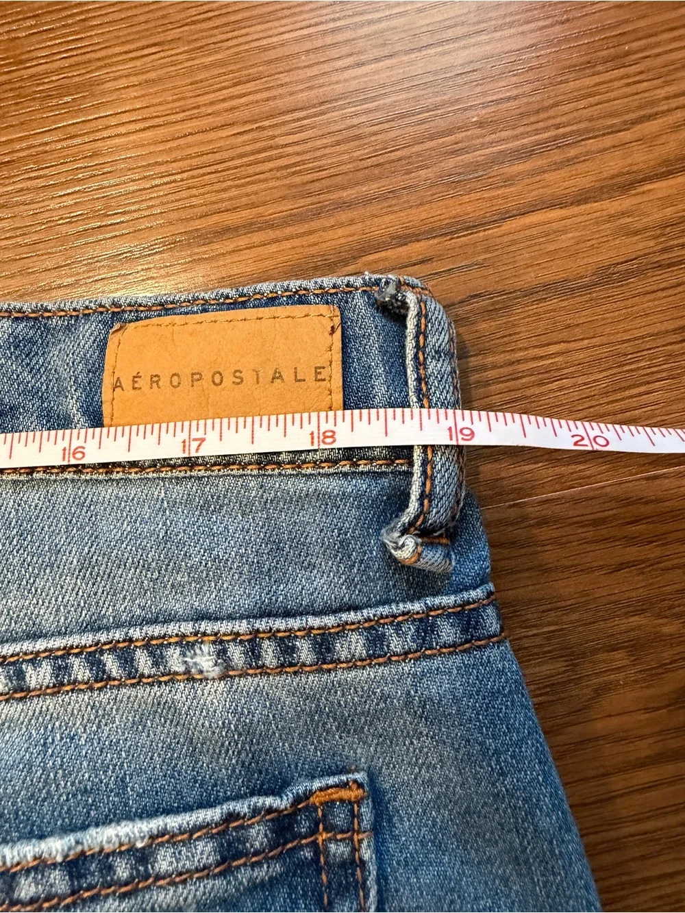 Aeropostale Boyfriend Jeans Womens 14 Distressed Medium Wash Relaxed Fit NWT - Picture 9 of 10